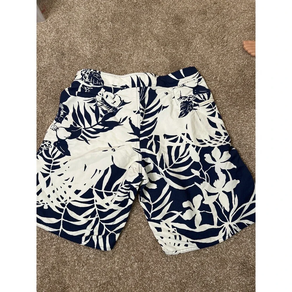 Patagonia Men's Wavefarer Board Shorts blue white palm leaf 33
